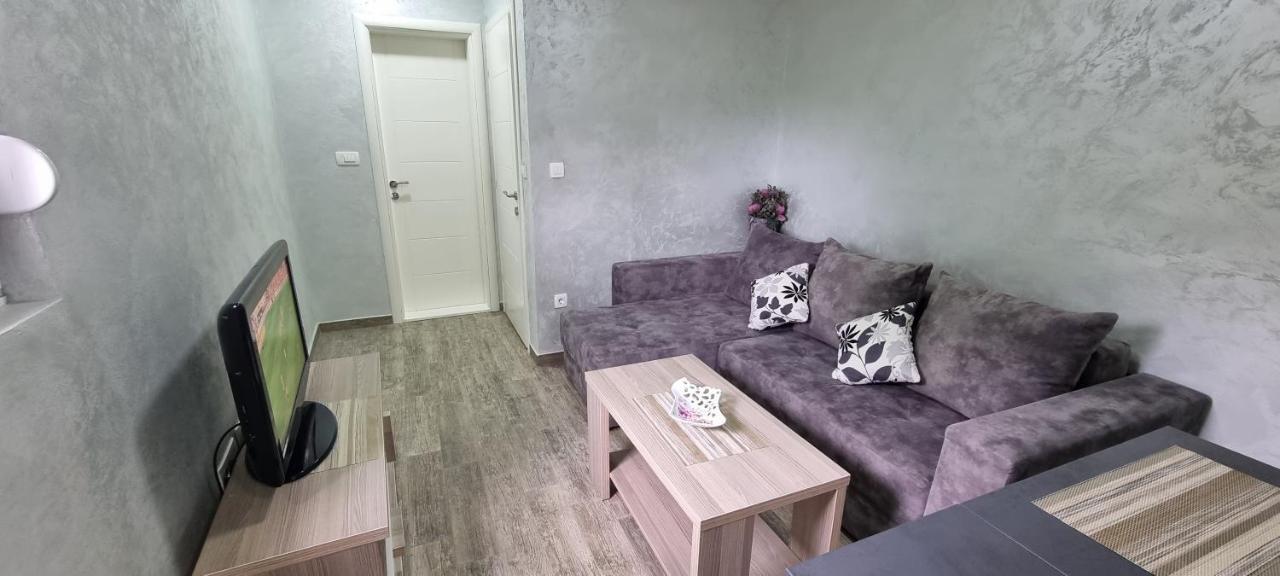 Amarok Apartment Bar Ngoại thất bức ảnh